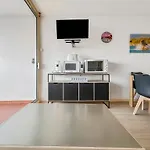 Studio Au Grau-Du-Roi, Mer, Piscine & Parking