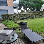 Appartement 67 M2 Avec 100 M2 Jardin Privatif Reservable Uniquement Par Periode De 7 Jours Minimum Du Samedi Au Samedi