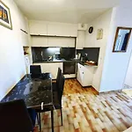 Superbe T3 Avec Piscine, Tennis, Parking Pres De La Plage Pour 6 Pers, Terrasse Au Rdc - Fr-1-607-2