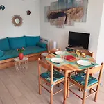 Royan, Vaux Sur Mer, Quartier Pontaillac, 2 Pas Des Plages