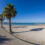 T2 With Shared Pool In Six-Fours-Les-Plages