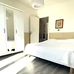 Grande Maison Familiale A 200M De La Plage Avec Jardin Et Wifi A Tregastel - Fr-1-368-457