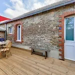 Petite Maison Pour 4 Dans Le Bourg De Sarzeau