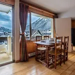 Nice Apartment With Mont Blanc Balcony'S View