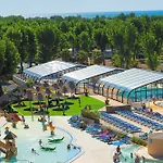 Camping Domaine La Yole 5 Etoiles