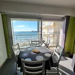 Studio Renove Face A La Plage Avec Balcon Et Garage - Fr-1-92-948