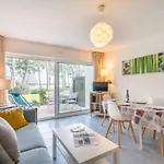 Appartement Cosy Avec Parking A La Trinite-Sur-Mer - Fr-1-477-34