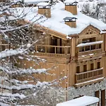 Bel Appartement De Standing Dans Residence Neuve Au Pied Des Pistes A Val-D'Isere - Fr-1-694-155