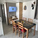 Mobilhomme 3 Chambres Avec Piscine