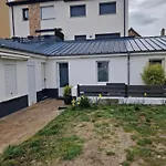 Studio A 200M De La Plage Avec Parking Gratuit Et Terrasse