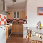 Appartement A 200 M From Thalassospa
