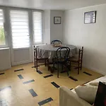 Rez De Jardin