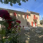 Gite Du Mas - Charmant Gite Provencal Avec Jardin Commun