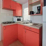 Nice Stacaravan In Carnac