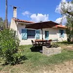 Maison Charmante A Saintes-Maries-De-La-Mer Avec Piscine Partagee