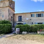 Maison Spacieuse Avec Piscine Partagee Pres Des Saintes Maries De La Mer