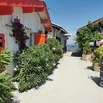 Villa Aitama