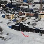 Residence Jetay - Appartement 4 Personnes Aux Menuires Avec Vue Sur La Montagne Mae-5614