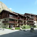 Residence Le Chantelouve - Studio Cabine Avec Mezzanine Pour 5 Personnes A Val D'Isere A 300M Du Centre Du Village Et 450M Des Pistes Mae-1805