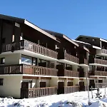 Residence Le Chantelouve - Studio Cabine Avec Mezzanine Pour 5 Personnes A Val D'Isere A 300M Du Centre Du Village Et 450M Des Pistes Mae-1805