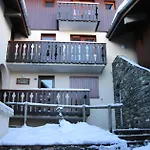 Residence La Maison Tresallet - Studio Au Coeur De La Station Mae-9324