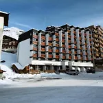 Residence Hauts De La Vanoise - Val Thorens Location: Studio Pour 2 Personnes Expose Sud Ouest, Etage Eleve, Centre Station Mae-9124