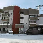 Residence Orsiere - Val Thorens Location: Appartement Aux Pieds Des Pistes, Petite Residence