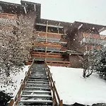 Residence Les Cimes II - Studio Pour 4 Personnes A Meribel Mottaret Dans Le Quartier Du Hameau, Au Pied Des Pistes Mae-2591