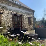 Gite De Kerdrein, En Campagne Proche De La Mer