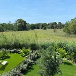 T2 Climatise 4 Pers Avec Terrasse Vue Campagne Piscine Et Parking V0773