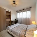 Appartement Tout Equipe 3 Chambres Avec Terrasse