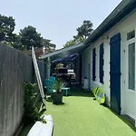 Maison Petite Bleue Piscine Privee Chauffee