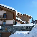 Chalet De La Riondaz - Chalet De Standing - A 5 Min Du Centre Du Village - Terrasse Ouest - Hammam - Cheminee - Wifi Mae-9644