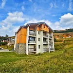 Residence Campanules - Ski Aux Pieds, Appartement Tout En Bois Au Coeur Des Menuires Mae-9071