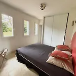 Biarritz Lake Marion Large House With Pool 10P