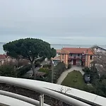 Hyper Centre Arcachon Vu Sur Le Bassin