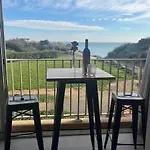 Vue Mer Au Bord Des Falaises