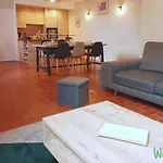 Modern Triplex - City Center