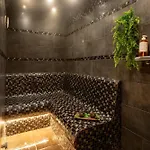 Villa Augeval Hotel De Charme & Spa