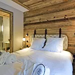 Appartement Luxe 3 Chambres Avec Spa Et Acces Direct Aux Pistes - Fr-1-613-51