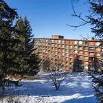 Studio Renove Au Pied Des Pistes, Balcon Sud, Pres Des Commerces Et Navettes - Fr-1-346-368