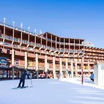 Studio Renove Skis Aux Pieds Avec Balcon - Fr-1-346-373