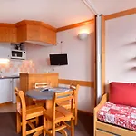 Studio Chaleureux Au Pied Des Pistes Avec Balcon - Fr-1-181-2590