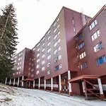 Appartement Avec Balcon, Centre Station, Proche Pistes Et Commerces, Wifi Gratuit - Fr-1-346-521