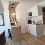Les Palmiers Appartement 4 Personnes 50M De La Plage Parking