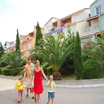 Colorful Apartment With Balcony Or Terrace 500M From The Sea