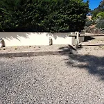Maison De Vacances Avec Piscine, Terrasse Et Coin Detente En Foret, Proche Plage! - Fr-1-323-486