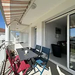 Charmant 2 Pieces, 4 Couchages, Balcon, Parking, A 2 Pas De La Grande Plage De Saint-Gilles-Croix-De-Vie - Fr-1-224-813