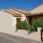 Les Mers Du Sud, 4 Personnes, Velos, Piscine, Climatisation, Plage A 120M