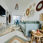 Maison Jala Maison 3 Ch ,3 Sdb Plage Port A Pied , Quartier Minimes